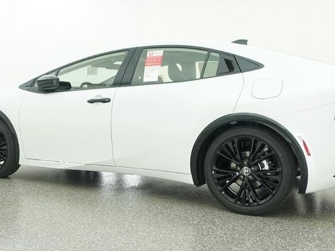 New 2026 Toyota Prius FWD image 52