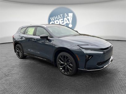 New 2025 Toyota Crown Signia