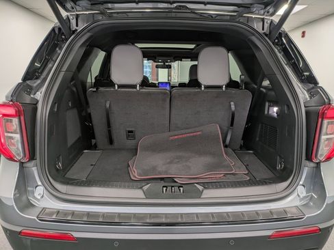 Used 2023 Ford Explorer ST-Line w/ Class IV Trailer Tow Package image 23