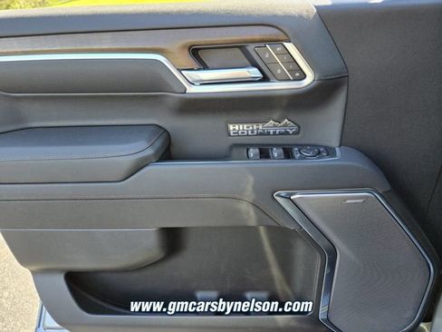 New 2026 Chevrolet Silverado 1500 High Country AWD/4WD image 15