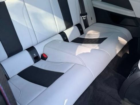 Used 2022 BMW M4 Competition w/ Executive Package RWD image 11