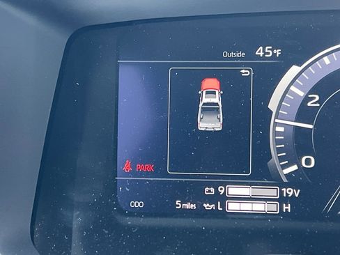New 2026 Toyota Tundra Limited AWD/4WD image 11