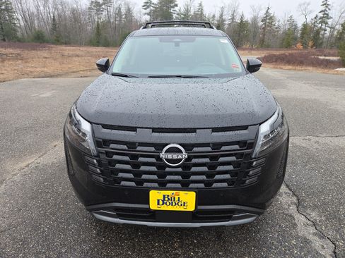 New 2026 Nissan Pathfinder Platinum image 10