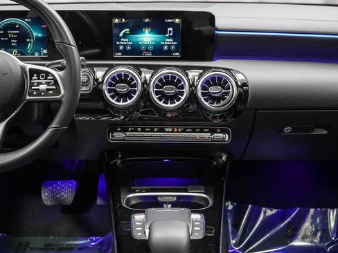 Certified 2022 Mercedes-Benz CLA 250 w/ Parking Assistance Package image 16