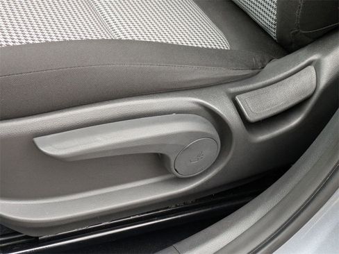 Used 2021 Hyundai Kona SEL image 15