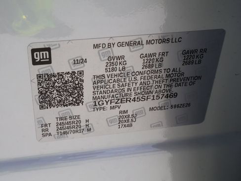 Used 2025 Cadillac XT4 Sport FWD image 27