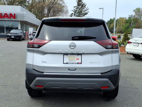 Used 2023 Nissan Rogue SV AWD/4WD image 6