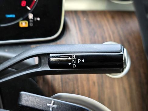 Used 2025 Mercedes-Benz C 300 4MATIC Sedan image 15