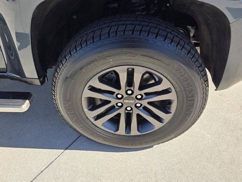 Used 2019 GMC Canyon SLE w/ Elevation Edition image 16