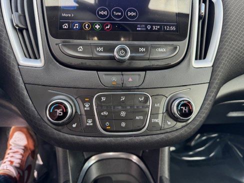 Used 2023 Chevrolet Malibu LT image 20