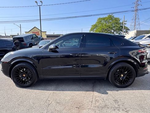 Used 2021 Porsche Cayenne Coupe AWD/4WD image 4