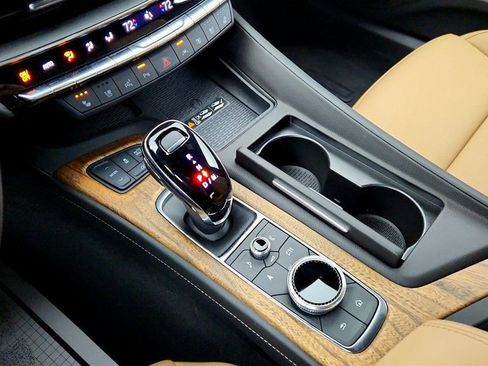 Used 2025 Cadillac CT5 Premium Luxury image 17