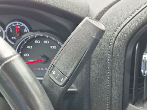 Used 2021 Chevrolet Silverado 1500 LT Trail Boss w/ Convenience Package II AWD/4WD image 15