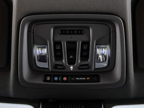 Used 2024 Chevrolet Silverado 2500 LTZ w/ LTZ Premium Package image 27