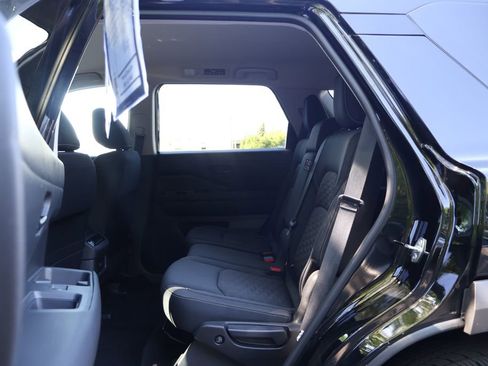 Used 2024 Nissan Pathfinder SV FWD image 42