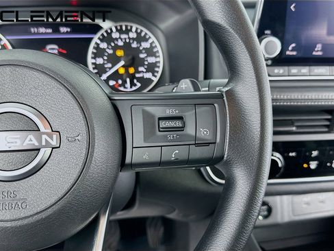 Used 2024 Nissan Rogue S image 16