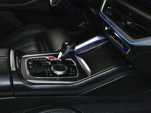 Used 2025 BMW XM image 67