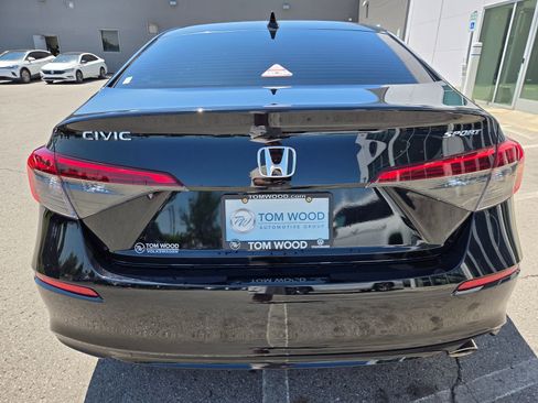 Used 2024 Honda Civic Sport image 12