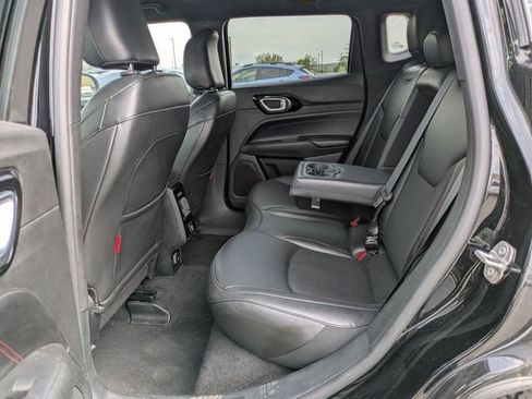 Used 2024 Jeep Compass Trailhawk AWD/4WD image 19
