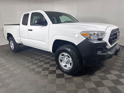 Used 2021 Toyota Tacoma SR image 1