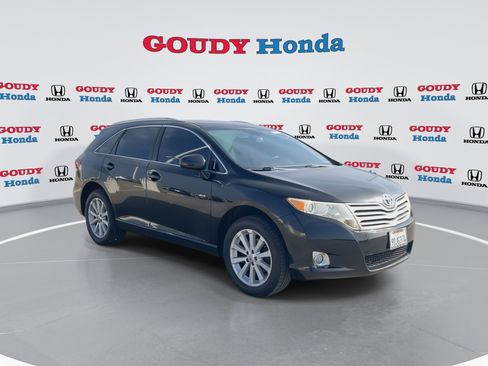 Used 2010 Toyota Venza image 2