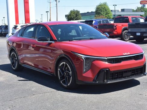 Used 2025 Kia K4 GT-Line FWD image 3