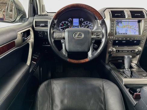 Used 2017 Lexus GX 460 Premium AWD/4WD image 24