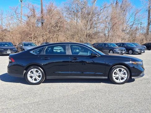 Certified 2025 Honda Accord LX image 7