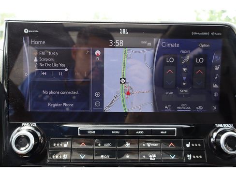 Used 2021 Toyota Highlander Platinum FWD image 43
