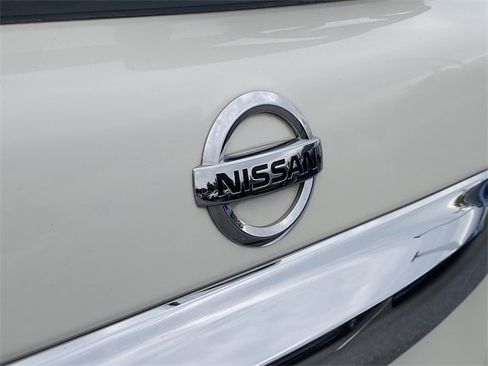 Used 2018 Nissan Armada SL w/ Premium Package image 5