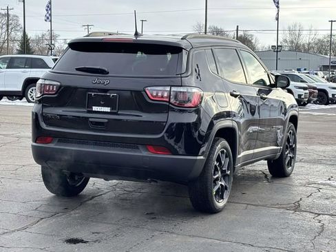 New 2026 Jeep Compass Latitude image 30
