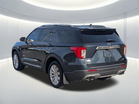 Used 2023 Ford Explorer King Ranch w/ Technology Package image 7