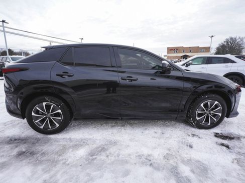 Used 2023 Lexus RZ 450e Premium w/ Technology Package image 4