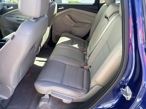 Used 2014 Ford Escape SE w/ Equipment Group 201A AWD/4WD image 10