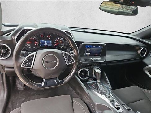 Used 2020 Chevrolet Camaro LT RWD image 7