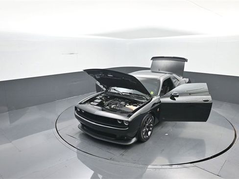Used 2022 Dodge Challenger R/T Scat Pack image 32