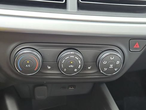 New 2026 Chevrolet Trax LS w/ LS Convenience Package FWD image 47