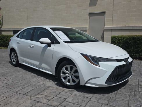 Used 2022 Toyota Corolla LE FWD image 25