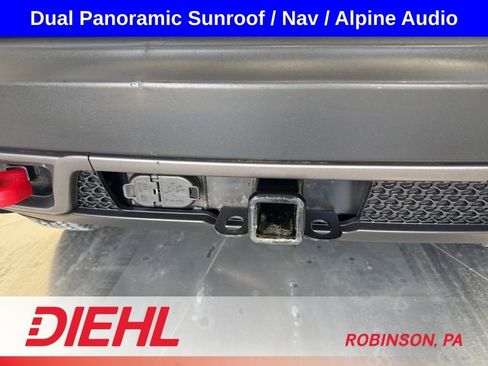 Used 2022 Jeep Cherokee Trailhawk w/ Sun, Sound & Nav Group AWD/4WD image 9
