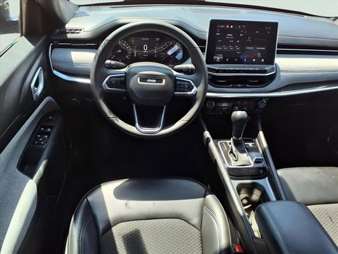 Used 2023 Jeep Compass Latitude w/ Convenience Group image 7