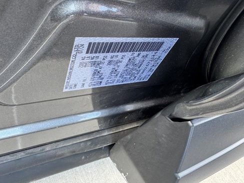 Used 2025 Nissan Rogue SV image 23