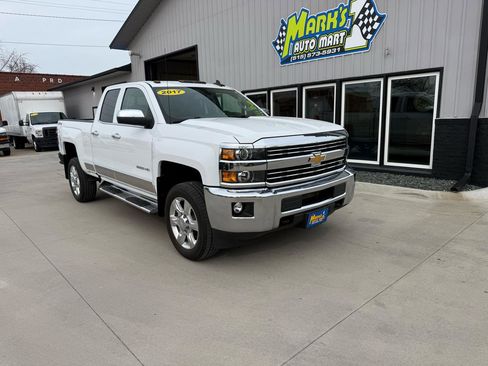 Used 2017 Chevrolet Silverado 2500 LTZ image 1
