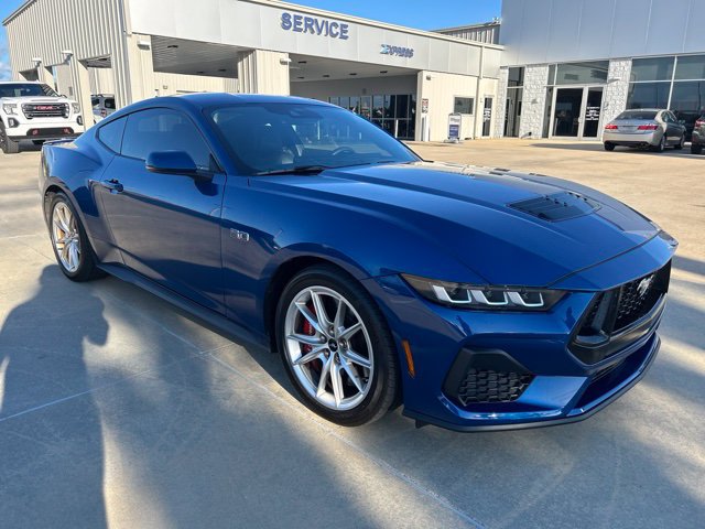 Used 2024 Ford Mustang GT Premium RWD image 2