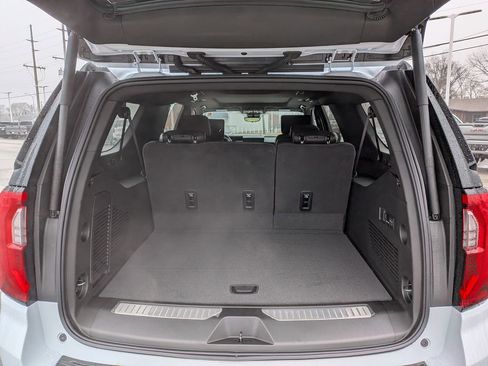 New 2026 GMC Yukon XL Denali w/ Denali Reserve Package image 23