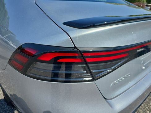 Used 2024 Honda Accord Sport image 31