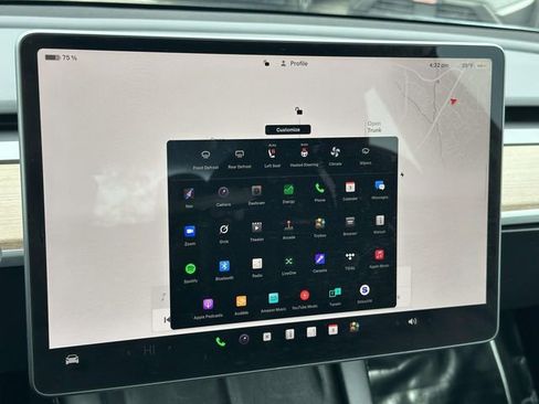 Used 2023 Tesla Model 3 Standard Range image 19