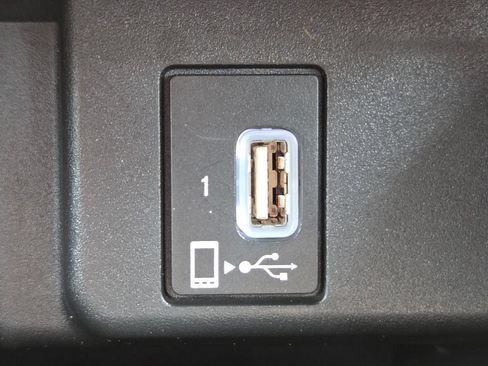 Certified 2018 Honda Accord EX image 7