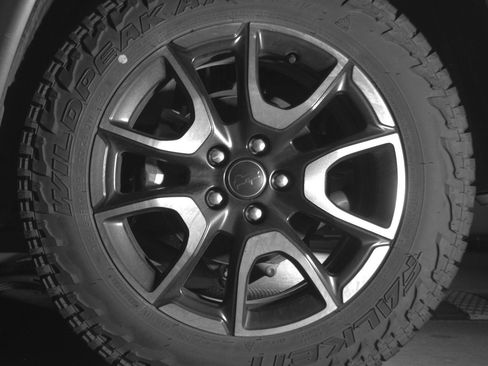 Used 2025 Jeep Compass Trailhawk AWD/4WD image 14