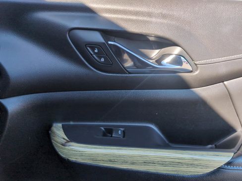 Used 2019 GMC Acadia Denali AWD/4WD image 10