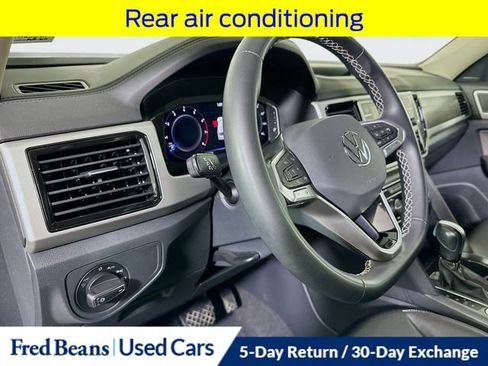 Used 2023 Volkswagen Atlas SE image 11
